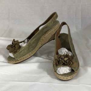 Clarks NIB espadrille wedge